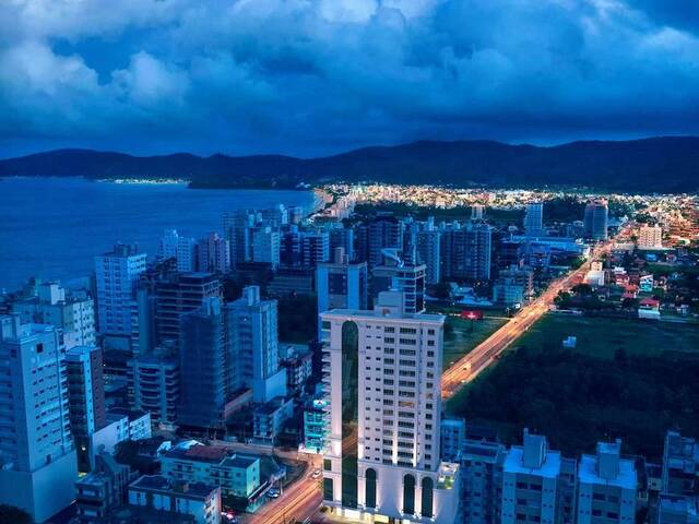#D32 - Apartamento para Venda em Itapema - SC