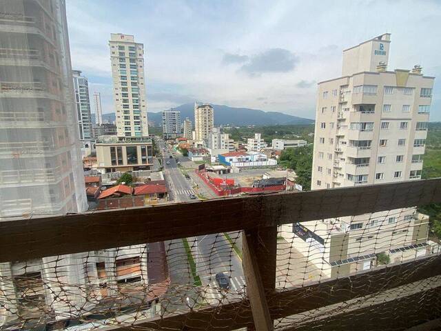 Apartamento para Venda em Itapema - 5