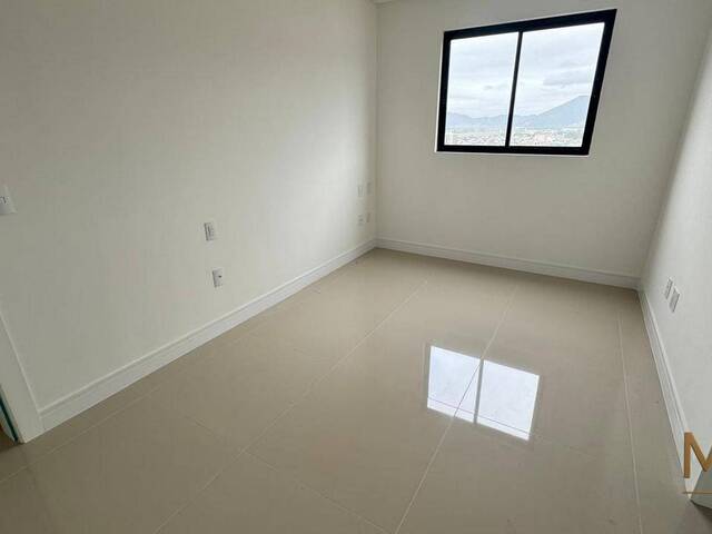 Apartamento para Venda em Itapema - 5