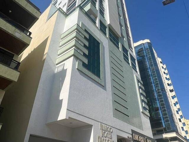 Apartamento para Venda em Itapema - 3