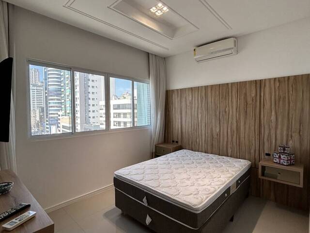 Apartamento para Venda em Itapema - 2