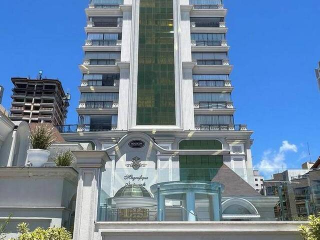 Apartamento para Venda em Itapema - 2