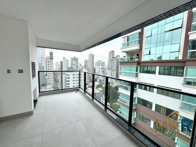 Apartamento para Venda em Itapema - 2