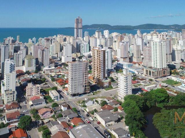 Apartamento para Venda em Itapema - 2