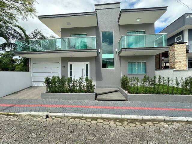 #C201 - Casa para Venda em Itapema - SC