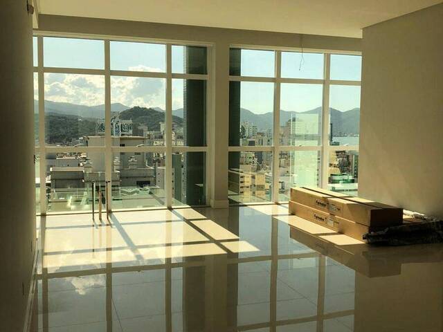 Apartamento para Venda em Itapema - 5