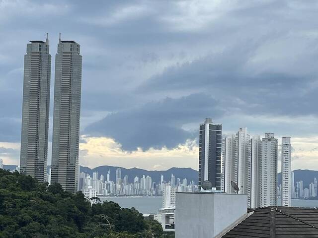 Terreno para Venda em Balneário Camboriú - 5