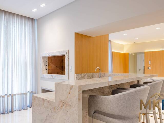 #365 - Apartamento para Venda em Porto Belo - SC