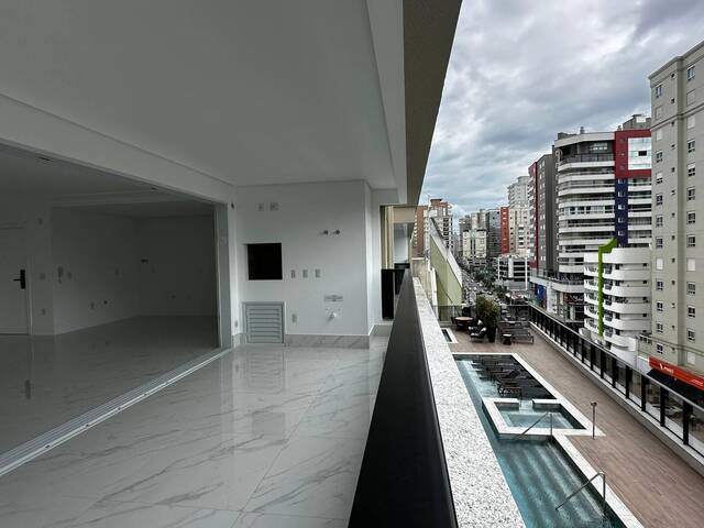 Apartamento para Venda em Itapema - 4