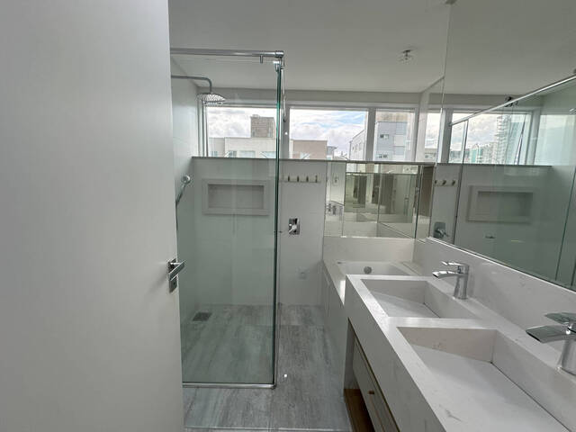Apartamento para Venda em Itapema - 5