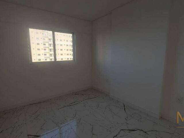 Apartamento para Venda em Itapema - 3