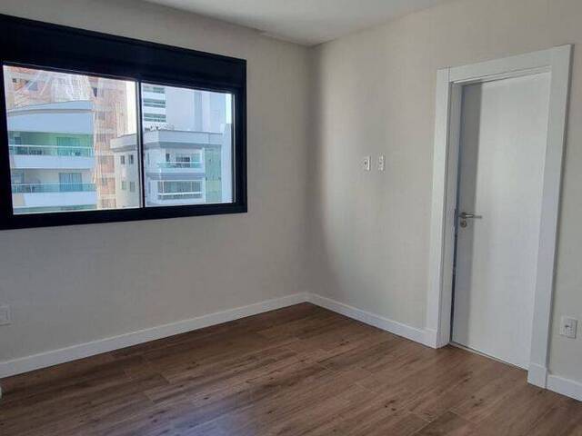 Apartamento para Venda em Itapema - 5