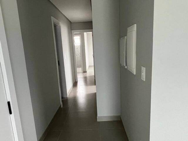 Apartamento para Venda em Itapema - 4