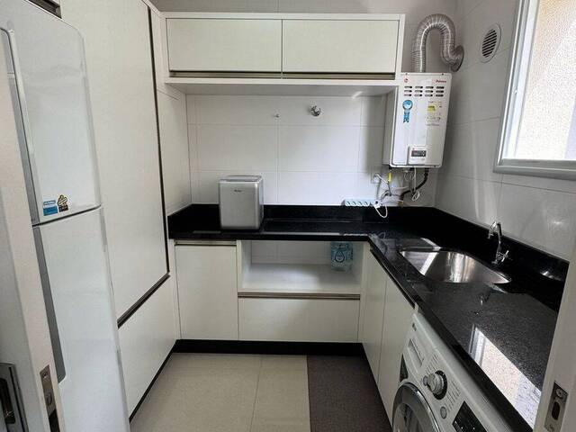 Apartamento para Venda em Itapema - 2