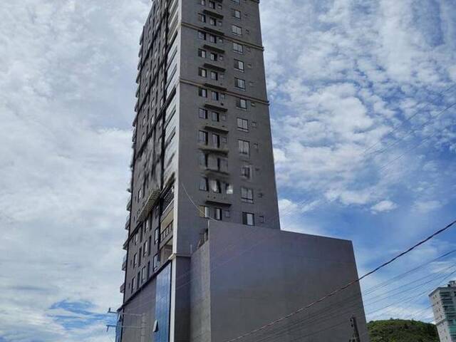 #M613 - Apartamento para Venda em Porto Belo - SC