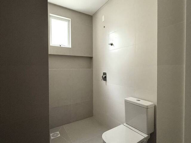 Apartamento para Venda em Itapema - 2