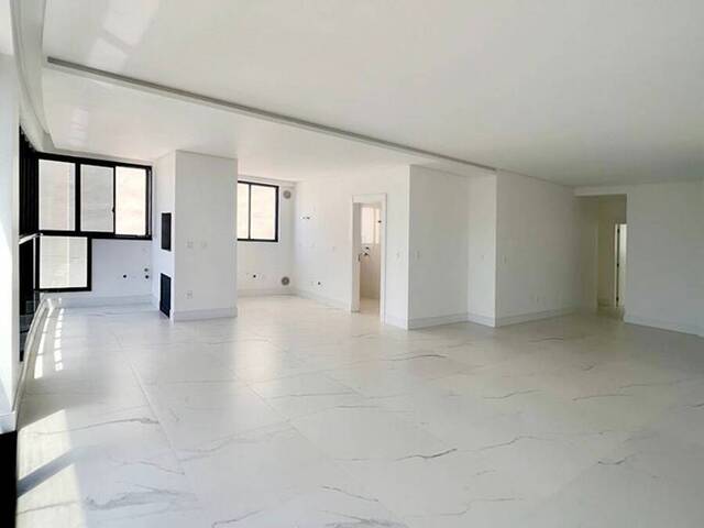 Apartamento para Venda em Itapema - 3