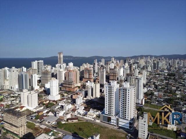 Apartamento para Venda em Itapema - 5