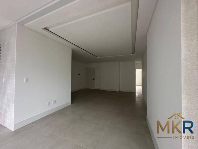 Apartamento para Venda em Itapema - 5