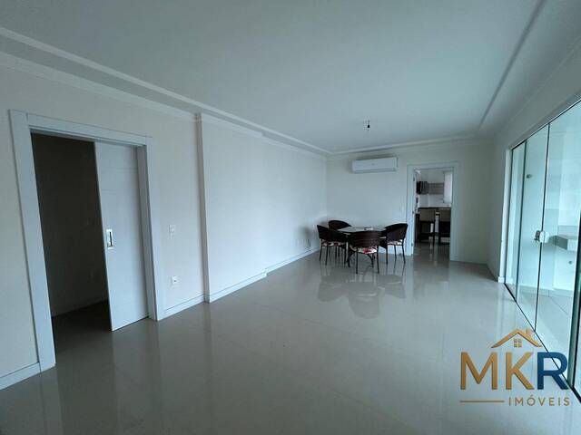 Apartamento para Venda em Itapema - 5