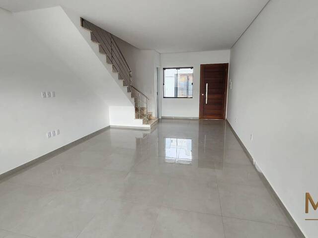 #D698 - Casa para Venda em Porto Belo - SC