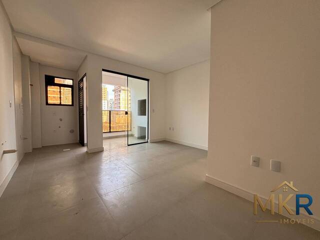 #M708 - Apartamento para Venda em Itapema - SC