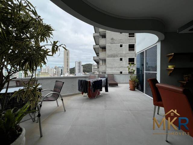 #M711 - Apartamento para Venda em Itapema - SC