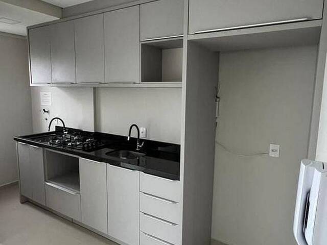 Apartamento para Venda em Itapema - 4