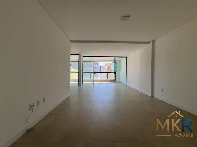 Apartamento para Venda em Itapema - 5