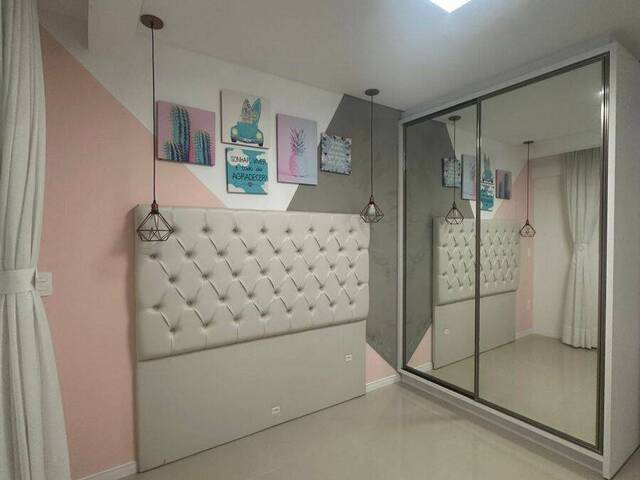 Apartamento para Venda em Itapema - 4