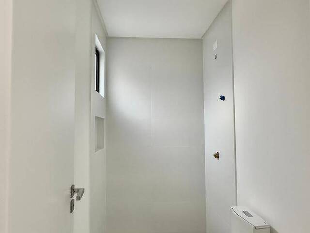 Apartamento para Venda em Itapema - 3