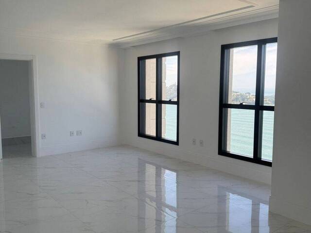 Apartamento para Venda em Itapema - 4