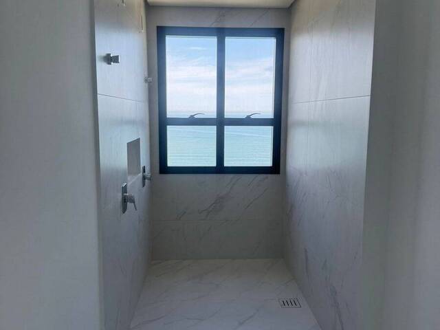 Apartamento para Venda em Itapema - 5