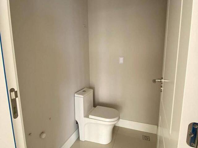 Apartamento para Venda em Itapema - 5