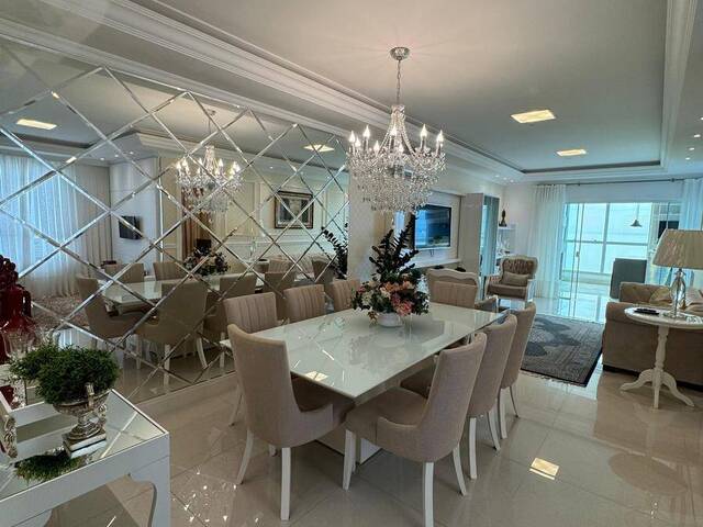 Apartamento para Venda em Itapema - 2