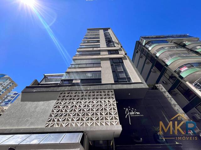 Venda em Meia Praia - Itapema