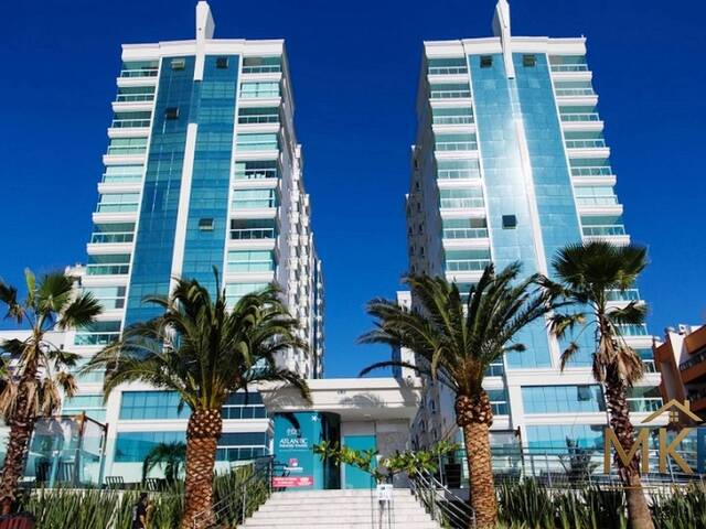 Venda em Meia Praia - Itapema