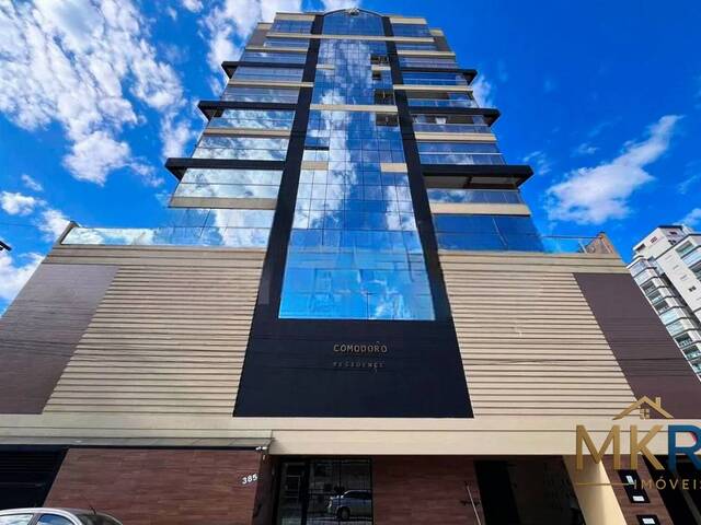 Venda em Meia Praia - Itapema