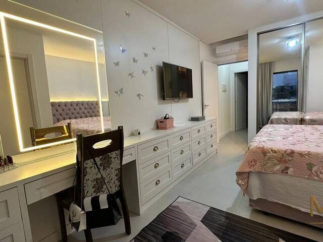Apartamento para Venda em Itapema - 4
