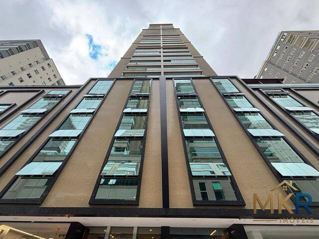 Venda em Meia Praia - Itapema