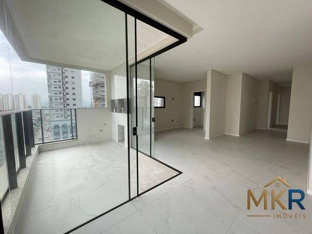 #M1002 - Apartamento para Venda em Itapema - SC