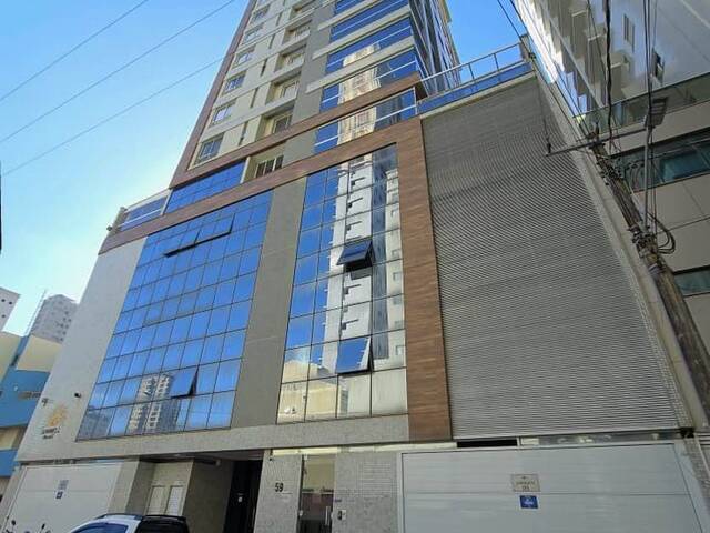 Venda em Meia Praia - Itapema