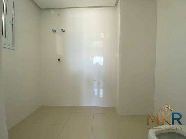 Apartamento para Venda em Itapema - 5