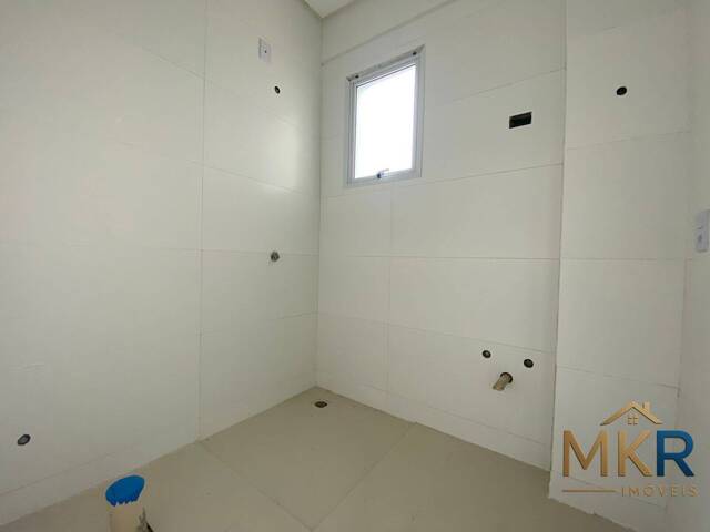 Apartamento para Venda em Itapema - 5
