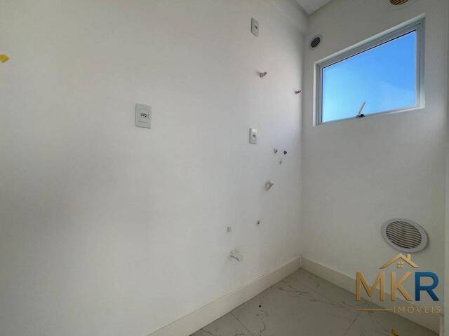 Apartamento para Venda em Itapema - 4