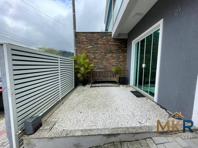 #S1045 - Casa para Venda em Porto Belo - SC