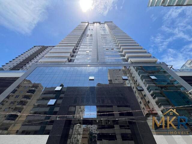 Venda em Meia Praia - Itapema