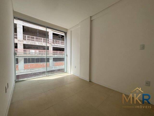 Apartamento para Venda em Itapema - 5