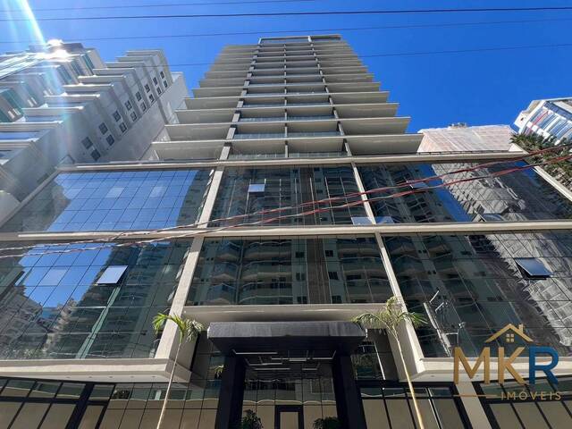 Venda em Meia Praia - Itapema