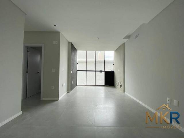 Apartamento para Venda em Itapema - 3